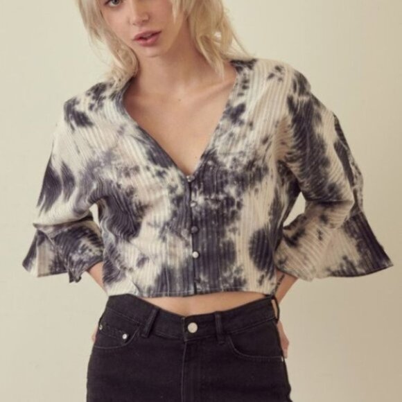 CHARCOAL TIE DYE TOP - Picture 2 of 4